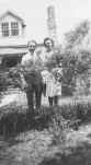 Yancey-Stuart&Maudlen-Edith4-25-1942m4-23-1942AlexandriaVA-35-70.jpg (10575 bytes)